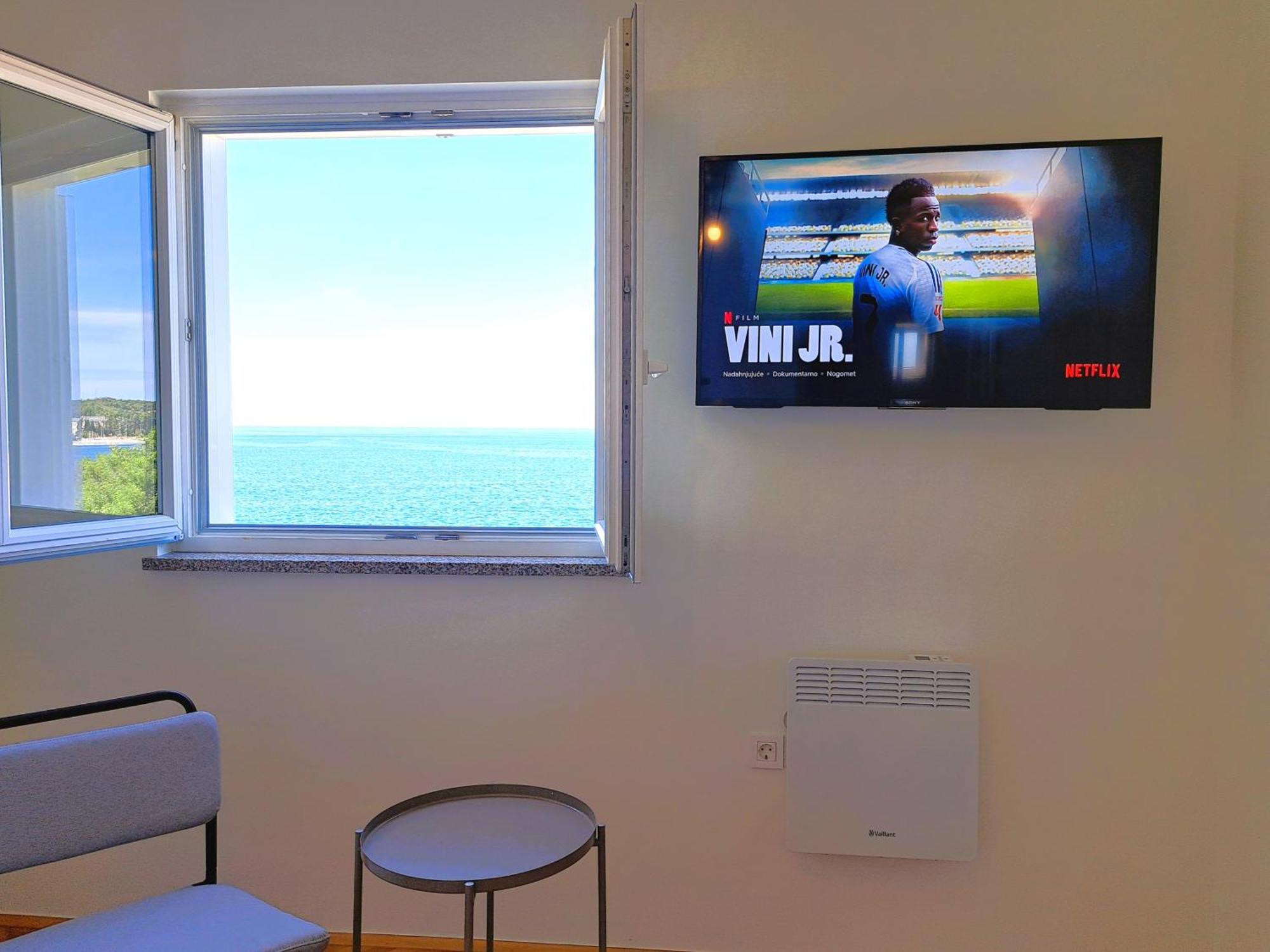 Apartment With A View 로비니 외부 사진
