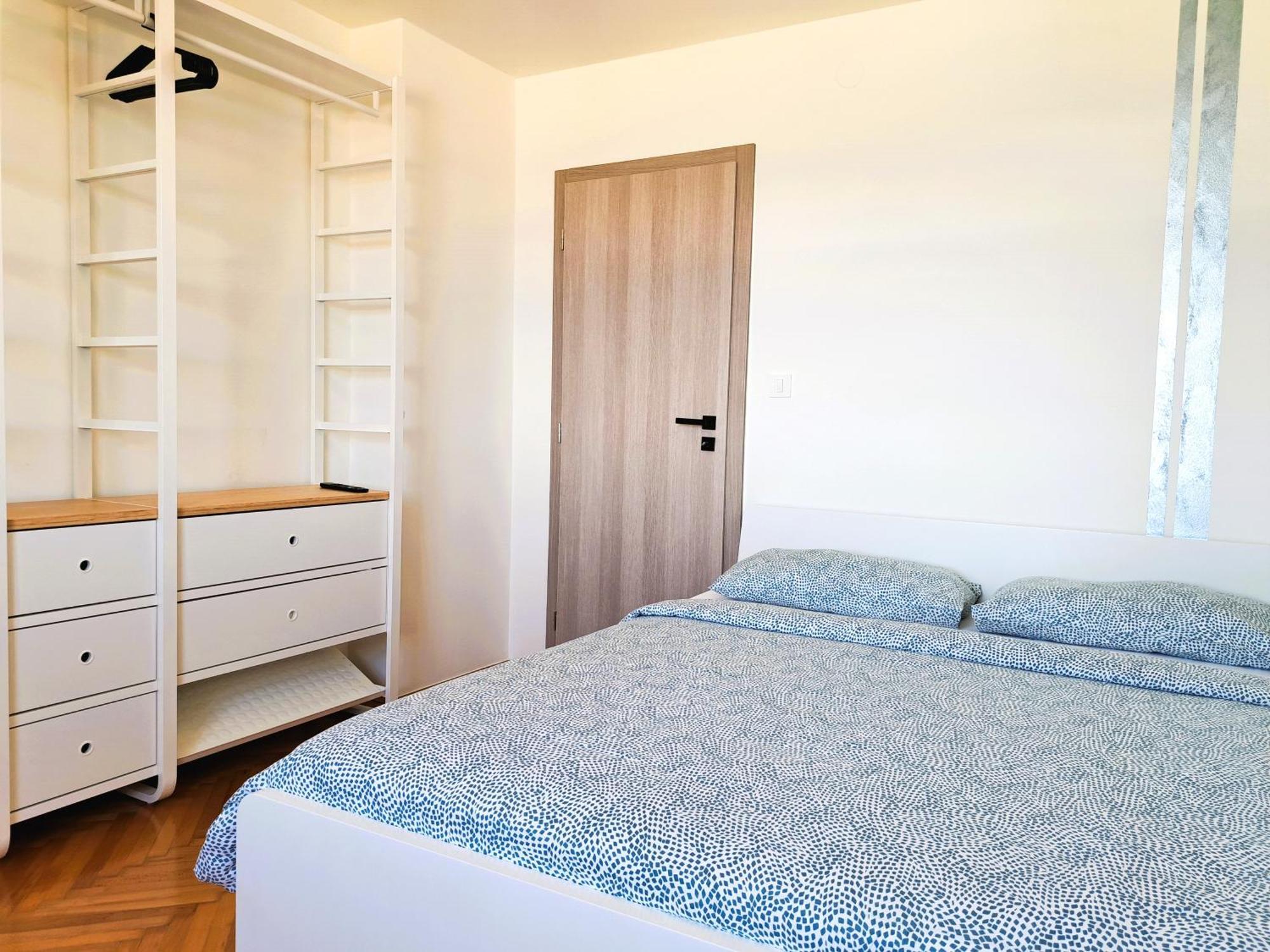 Apartment With A View 로비니 외부 사진